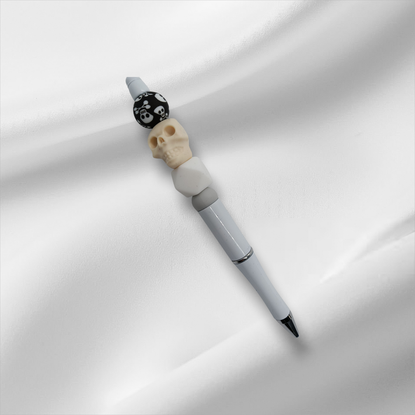 3D Skull Beaded Pen -Dark Grey/White