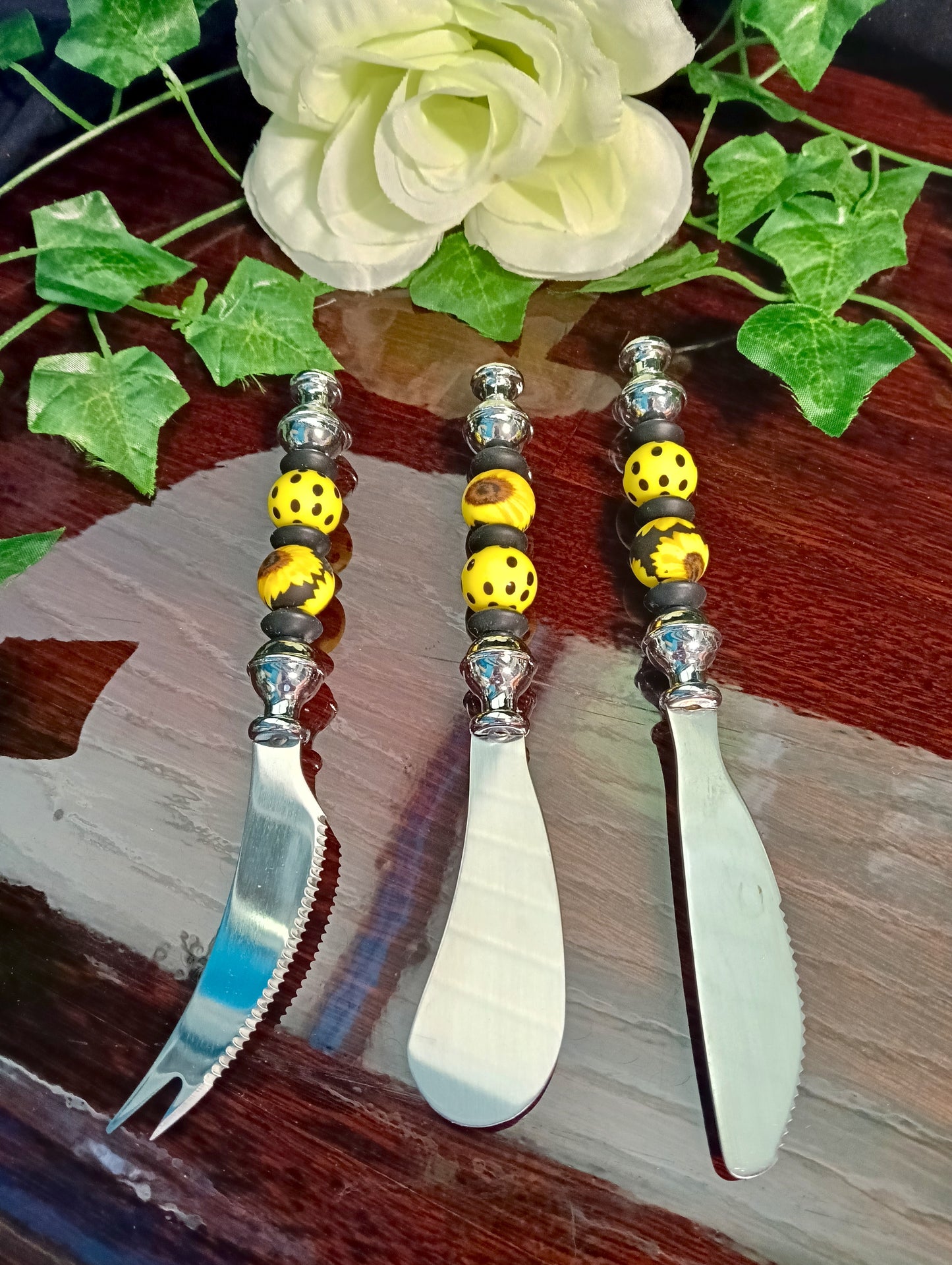 Sunflower Theme Cheese Cutlery 3pc set