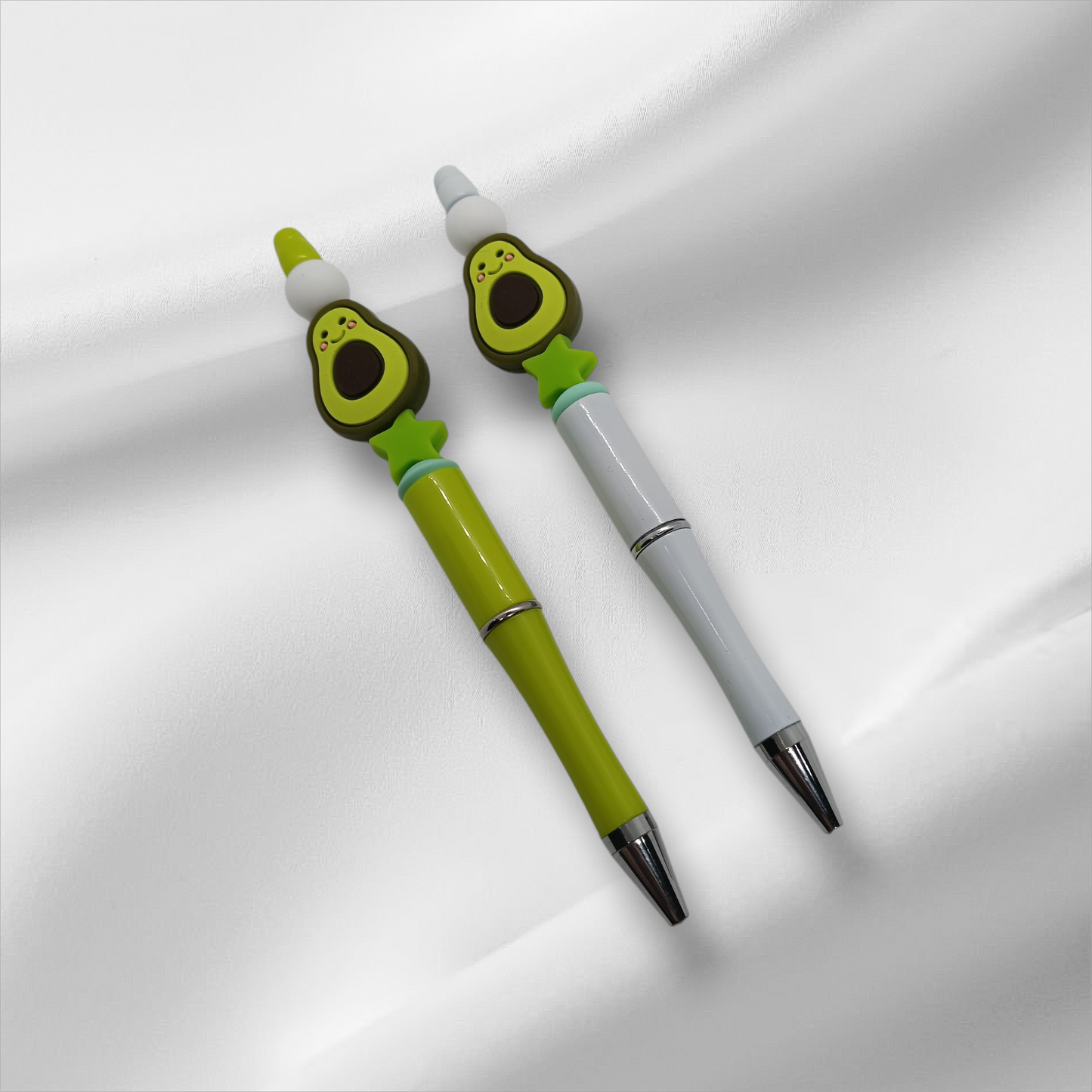 Avocado Beaded Pen -Light Green/White